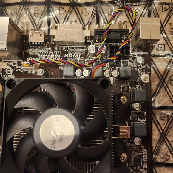MSI A320M-A Pro Max DDR4 AMD AM4 Motherboard & Athlon X4 CPU & Corsair 16GB RAM - Picture 12 of 16